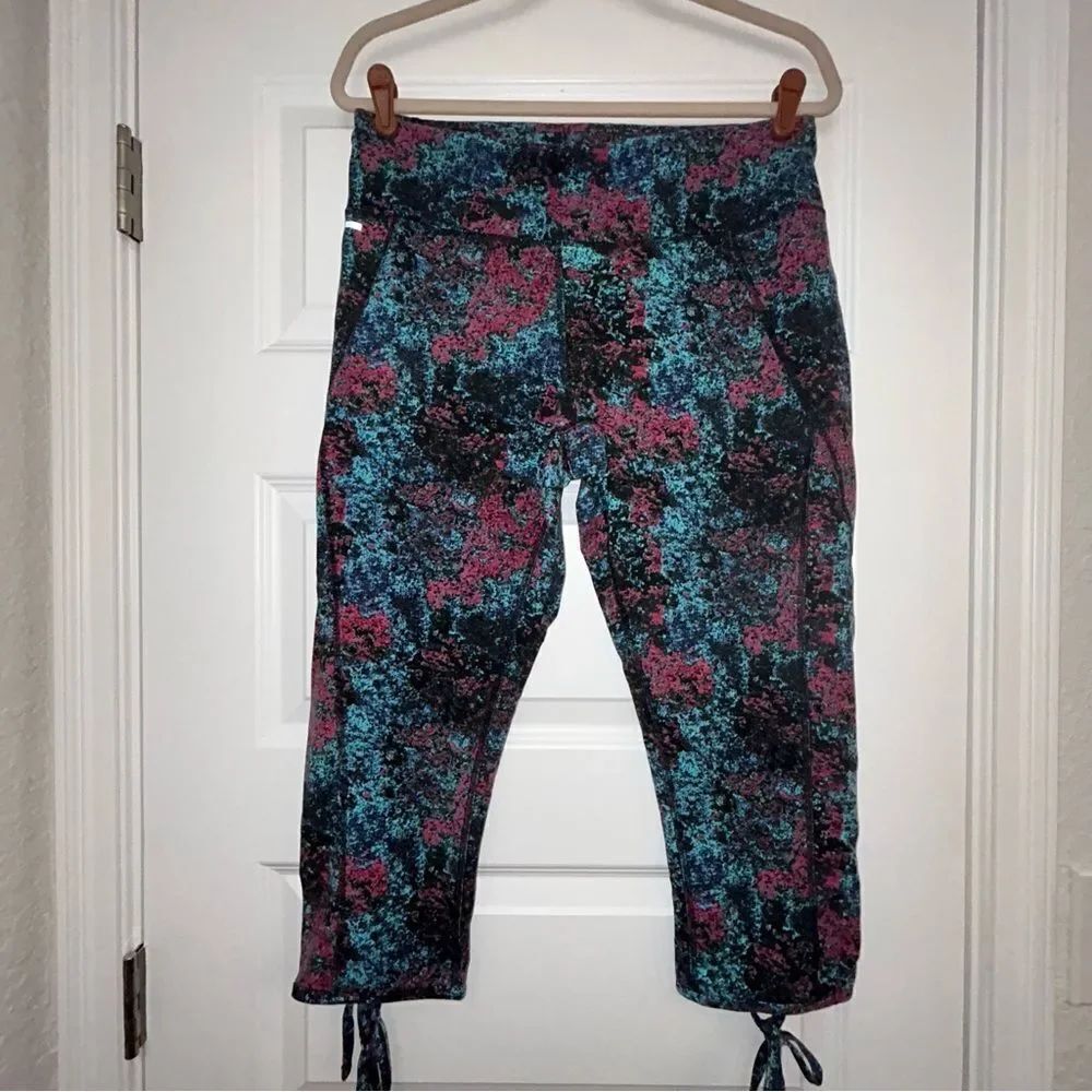 Lole Pull On Athletic Capri Legging Pants